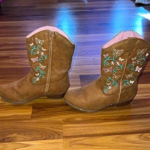 Size 2 Magellan Girl Zip-Up Cowgirl Boots